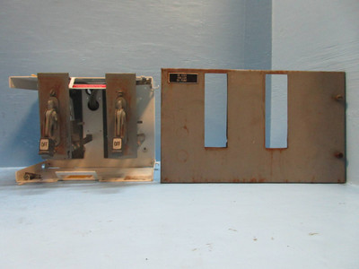 Cutler Hammer F10 Unitrol Twin 60 Amp Dual Breaker 12" Feeder MCC Bucket w/ Door (TK2710-1)