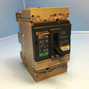 Image of Merlin Gerin NSF250A 250A Compact Molded Case Switch w/ Adapter NSF250 A 250 Amp
