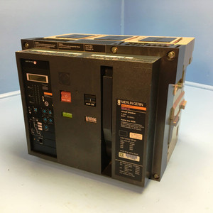 Image of Merlin Gerin MP08H1 800A EO MasterPact LSI Circuit Breaker w/ Display 800 Amp