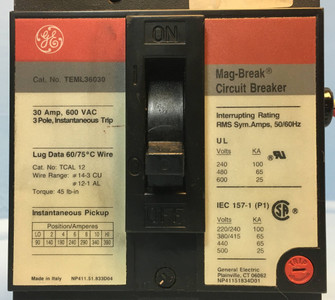 GE TEML36030 30A Mag-Break Circuit Breaker w Aux 600V 3P 30 Amp General Electric (EM2500-2)
