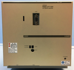 Omron R88D-UT110H AC Servo Driver 200V 4.0 kW 5.31 HP 3 PH 24 Amps R88DUT110H (EM2719-2)