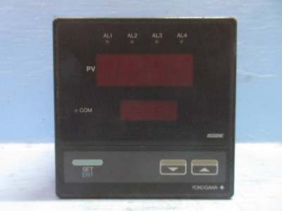 Yokogawa UM05-E Temperature Controller UM05E (TK3660-1)