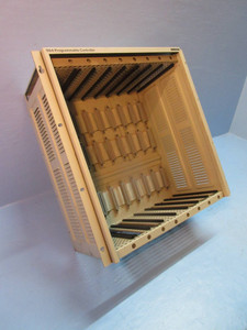 Modicon AS-P933-007 AEG 984 Programmable Controller 8 Slot Rack Chassis 120/240V (TK3707-2)