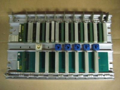 Image of Siemens 6ES5 701-2LA12 8-Slot Subrack CR2 6ES57012LA12