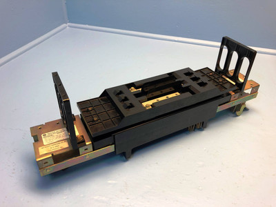 GE AMC6EY 200A Spectra Twin Circuit Breaker Module TEY 6 Pole General Electric (EM2835-1)