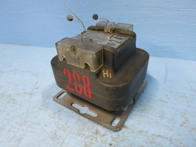 General Electric 760X34G4 Type JVA-0 Voltage Transformer Ratio 2.4:1 288-120V GE (DW0732-8)