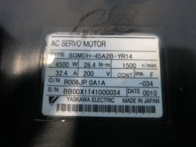 Yaskawa SGMDH-45A2B-YR14 32.4A 1500 rpm AC Servo Motor 4.5 kW 3PH SGMDH45A2BYR14 (DW0856-1)