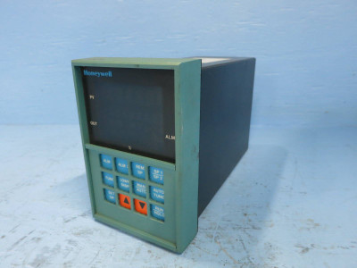 Image of Honeywell UDC5000 Ultra-Pro DC5063-0-0C10-310-00000-C10-0 Digital Controller