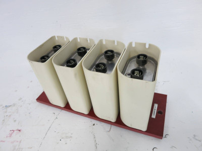 GE 246B9953BM G01 Lot of 4 A97F8731 Capacitor Bank Module 1.2uf 2000VAC 3000VDC (DW0967-22)