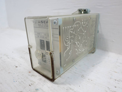 Asea RXKE-1 Combiflex Time Delay Relay Module RK-333-001-AN 110-125V ABB (TK4698-1)