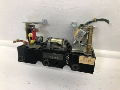 GE TJKYT3 400A Non-Automatic TJK Trip Unit w/ UVR & Aux J Frame General Electric (EM3366-1)