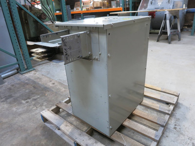 GE AC3P3A8CBB 800A 600V Armor-Clad Tap Box 3PH 3W Busway End 800 Amp Bus AFS1 (DW1407-2)