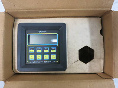 Image of NEW Signet Scientific MK812-3 Conductivity Controller NIB