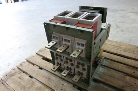 Federal Pacific FP-50 800A Power Circuit Breaker FPE Low Voltage FPE Electric (PM3003-1)