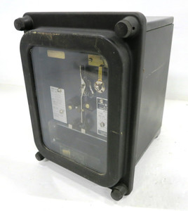 Image of GE 12RAV11B2A AC Undervoltage Relay Type RAV 120V 3PH General Electric