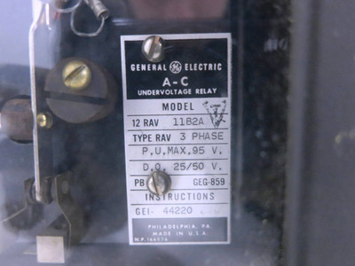 GE 12RAV11B2A AC Undervoltage Relay Type RAV 120V 3PH General Electric (DW1873-4)