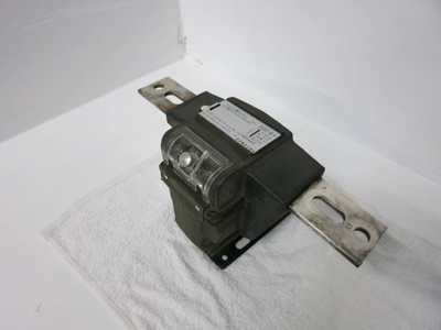GE General Electric 750X41G12 CT Current Transformer Type JKM-0 Ratio 300:5 Amp (GA0099-8)