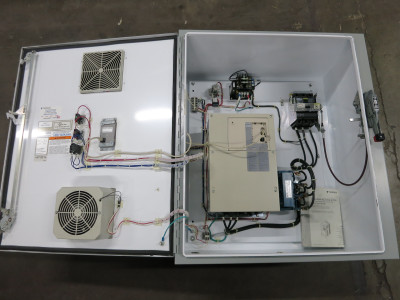 Yaskawa CIMR-AU5A0052FAA Enclosed 50 HP A1000 AC VS Drive 600V 3PH 52A 50HP (DW3539-1)