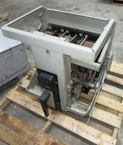 General Electric AK-2-50 1600A LV Power Circuit Breaker w 1600A Overcurrent Trip (GA1072-1)