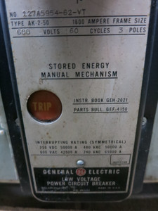 General Electric AK-2-50 1600A LV Power Circuit Breaker w 1600A Overcurrent Trip (GA1072-1)