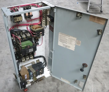 Image of GE 8000 100A Breaker Size 3 Starter 30" MCC Bucket 100Amp TECL CR206E0 GREEN LBL