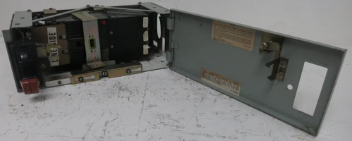 Image of General Electric GE 8000 30A Breaker 6" MCC Feeder Bucket 30Amp TRI-BREAK