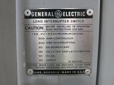 GE 13.8kV - 15.5kV Load Interrupter Manual Transfer Switch 600A Disconnect 100E (DW5161-1)