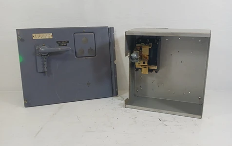 Image of Square D Model 3 70A Breaker Feeder 15" MCC Bucket 70 Amp Class 8999 999370