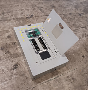 Siemens 50A Main Breaker S1 Panelboard 208Y/120V 3PH 4W 50 Amp S1C18BL050CTS (BJ0472-4)