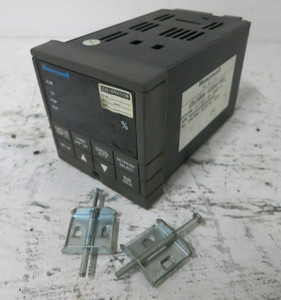 Image of Honeywell DC300K-0-100-20-000-0 UDC3000 Versa-Pro Digital Limit Controller