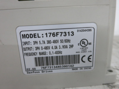 Danfoss VLT-Micro 176F7313 2 HP AC VS Drive 1.5 kW 480V 3PH 3.1 kVA 4A (DW6504-11)