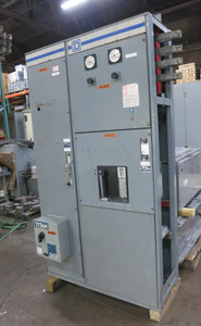 Square D Model 4 1200A MCC Motor Control Center 2x Section Main Breaker 800A (DW6592-1)