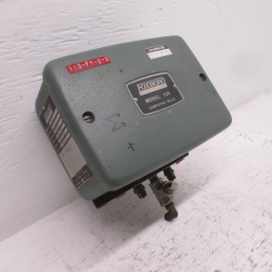Foxboro 136 Computing Relay 136-L Supply: 20-22 PSI Input 3-15 PSI Output 3-15PSI (AH0129-2)