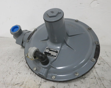Image of NEW Fisher Type Y693-1 Gas Blanketing Regulator 1/2" Valve 0.5-2.0 In WC Spring
