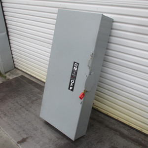 General Electric GE TH4325 400A Model 9 240V Heavy Duty Fusible Safety Switch 4W (AH0561-1)