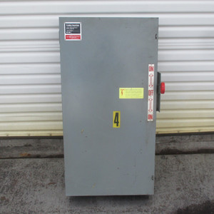 Cutler Hammer DT324UGK 200 Amp 240V Non-Fusible Double Throw Safety Switch Eaton (AH0574-1)