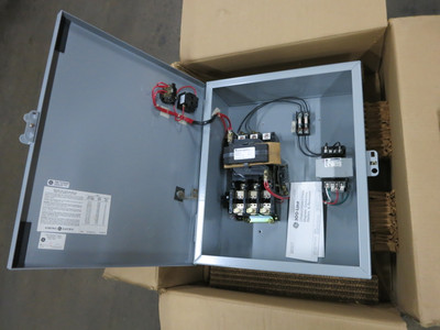 Image of NEW GE CR306E14800ADTLJ Enclosed Size 3 Motor Starter 208V - 120V Coil 25 HP