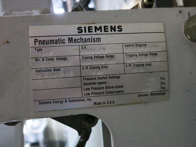 Siemens Type SA-7 Pneumatic Reclosing Mechanism SP Circuit Breaker SF6 Recloser (DW7375-1)