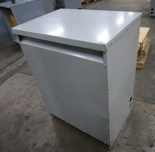 GE 145 kVA 460 Delta to 460Y/266 V 3PH Dry Type Transformer 9T23B4010-G22 460V (DW7429-1)