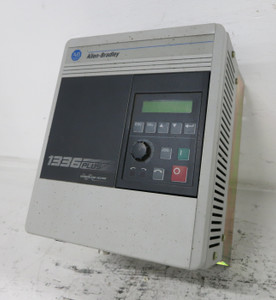 Allen Bradley 1336S-BRF50-AA-EN4-HA1-L6 5 HP 1336 PLUS 480V AC VS Drive VFD (DW7627-1)