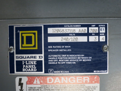 Square D 700A I-Line Main Breaker Panel Board 3PH 4W 700 Amp MAL36700 240/120 (DW7799-1)