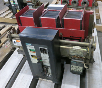 Siemens RLF-3200 3200A Air Breaker LSIG Static Trip III RMS-TSIG-TZ-C 3200 Amp (DW7974-1)