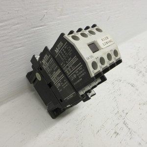 Klockner Moeller DILR40 Motor Contactor 600VAC 110/120V Coil DILR-40 w/ 04 DIL (AH1011-66)