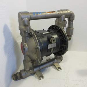 Graco D74311 Diaphragm Pump Husky 1040 120 PSI 8.4 Bar 42-159 Max GPM 14F07D Ser (AH1095-1)