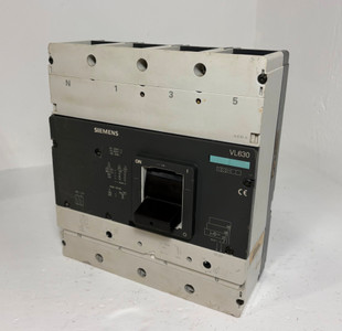Siemens VL630 H 630A 4P Circuit Breaker 3VL5763-2AA46-0AA0 4 Pole 630 Amp flaw (EM5899-2)
