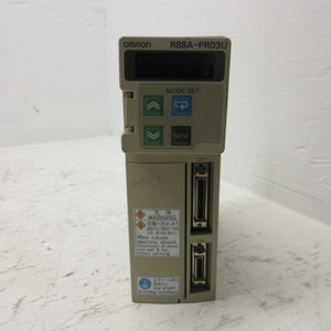 Omron R88D-UA03HA AC Servo Driver 200/230 VAC 50W 1.5A Drive 60Hz w/ R88A-PR03U (AH1225-1)