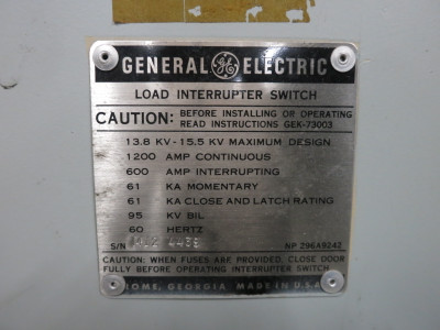 GE 15 kV 1200A Fusible Load Break Interrupter Switch 1200 Amp Cont 600A PIF (DW8245-1)