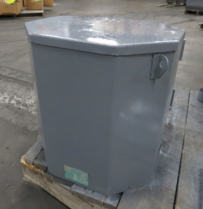 Westinghouse 25 kVA 600 to 120/240 V 1PH Transformer S60J11S25E 600V EP Single (DW8249-1)