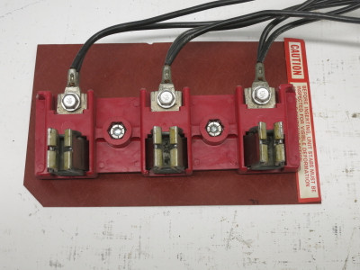 Telemecanique 5600 Dual 30A MCC Bucket Stab Assembly Stabs Assy Gould 30 Amp (DW8327-1)