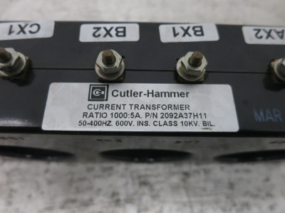 Cutler Hammer 2092A37H11 Current Transformer Ratio 1000:5 A CT ITI 3P85-102 (DW8335-1)